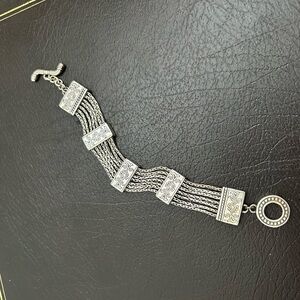 Beautiful Brighton French Quarter Multi- Stand Bracelet. 
With Brighton gift tin